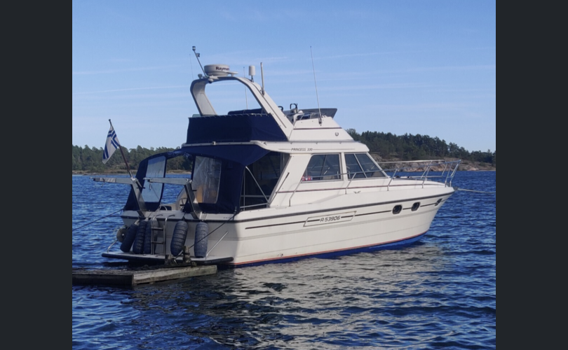 Princess 330 Fly-kuva-13